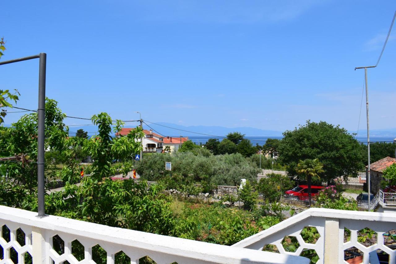 Guest House Tom Malinska Exterior photo